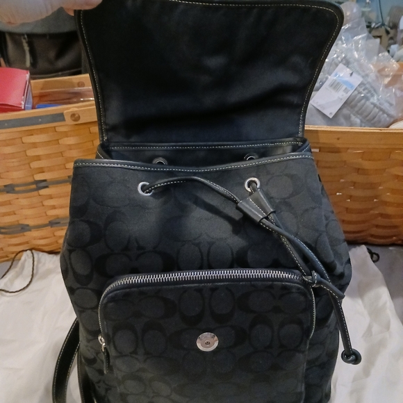 LIKE-NEW!! COACH BACKPACK PURSE - Picture 9 of 16